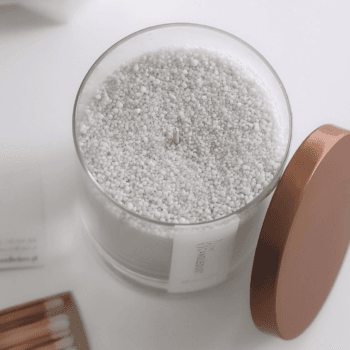 Stiklinė kvapni žvakė 160 g – Rabarbarų šampanas, soLove žvakė